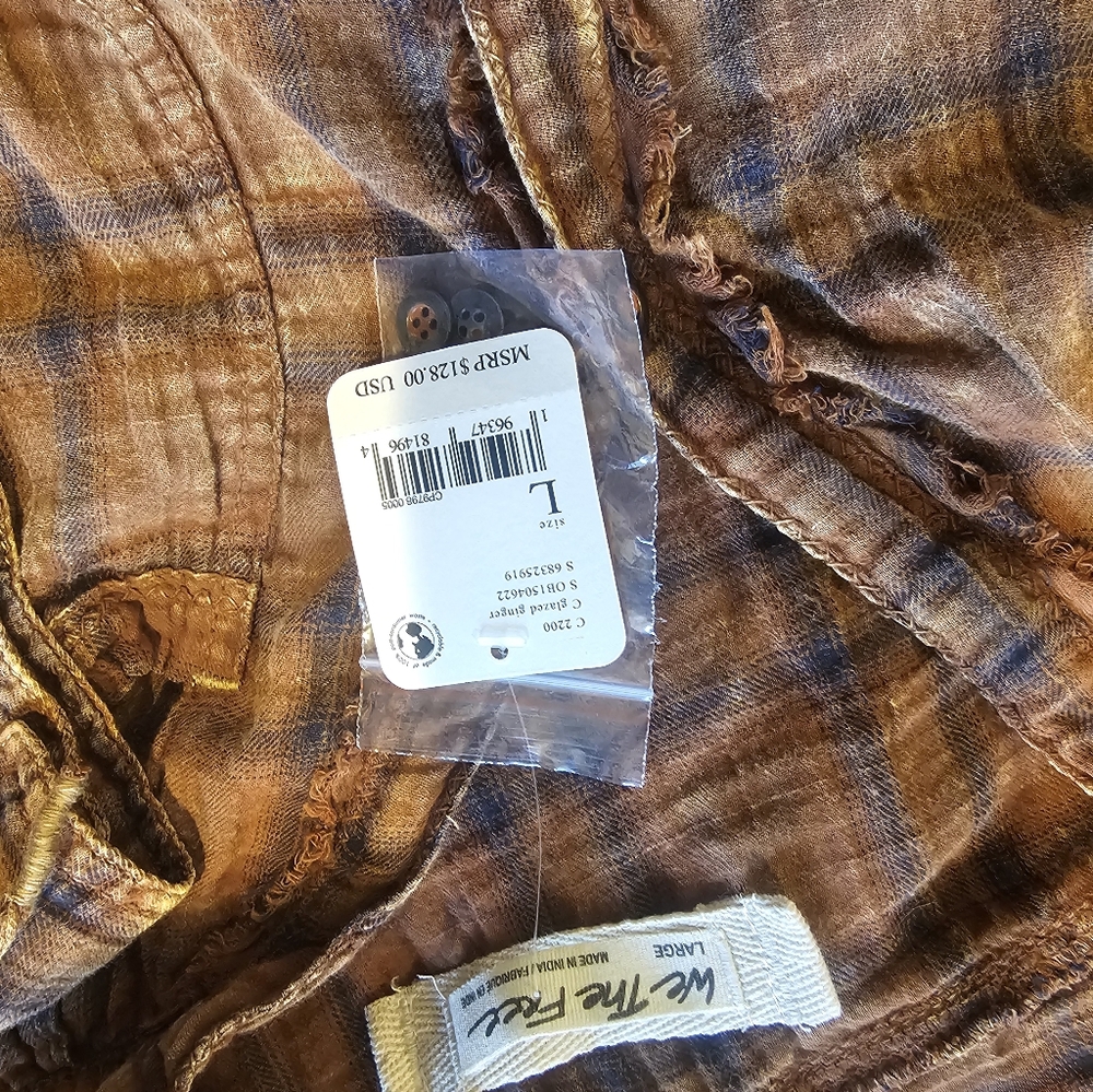 We The Free Free People Brown Plaid Gauze Button Down Top Boho NWT Size Large - Picture 4 of 5